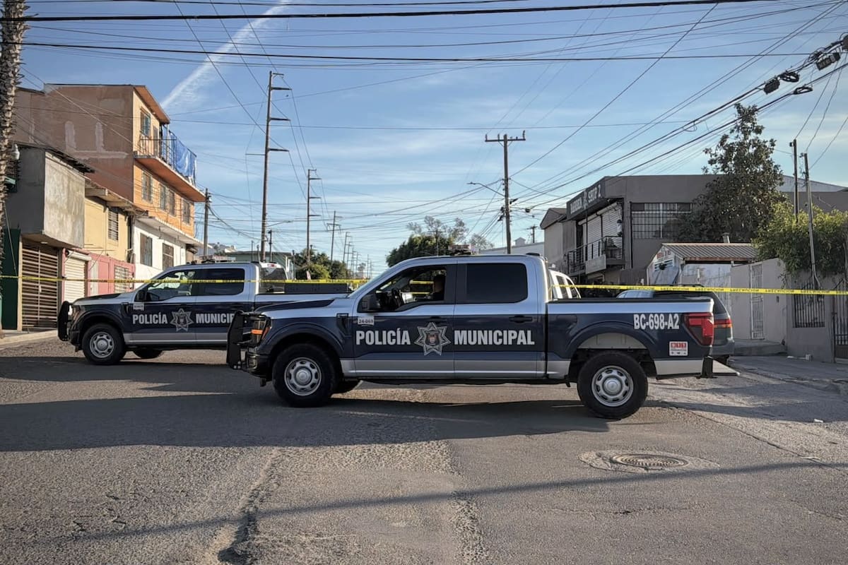 Ataque armado deja a una pareja herida en Jardines del Rubí, Tijuana