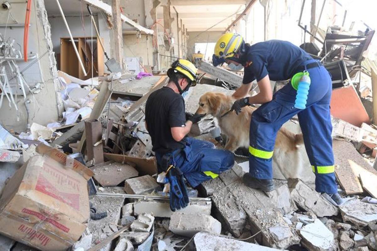 "Un misil extranjero pudo ocasionar explosión en Beirut", admite presidente libanés