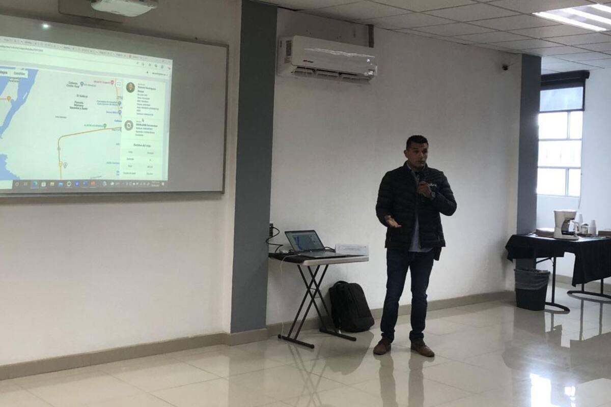Buscan dar mayor seguridad a usuarios y choferes de transporte en Ensenada