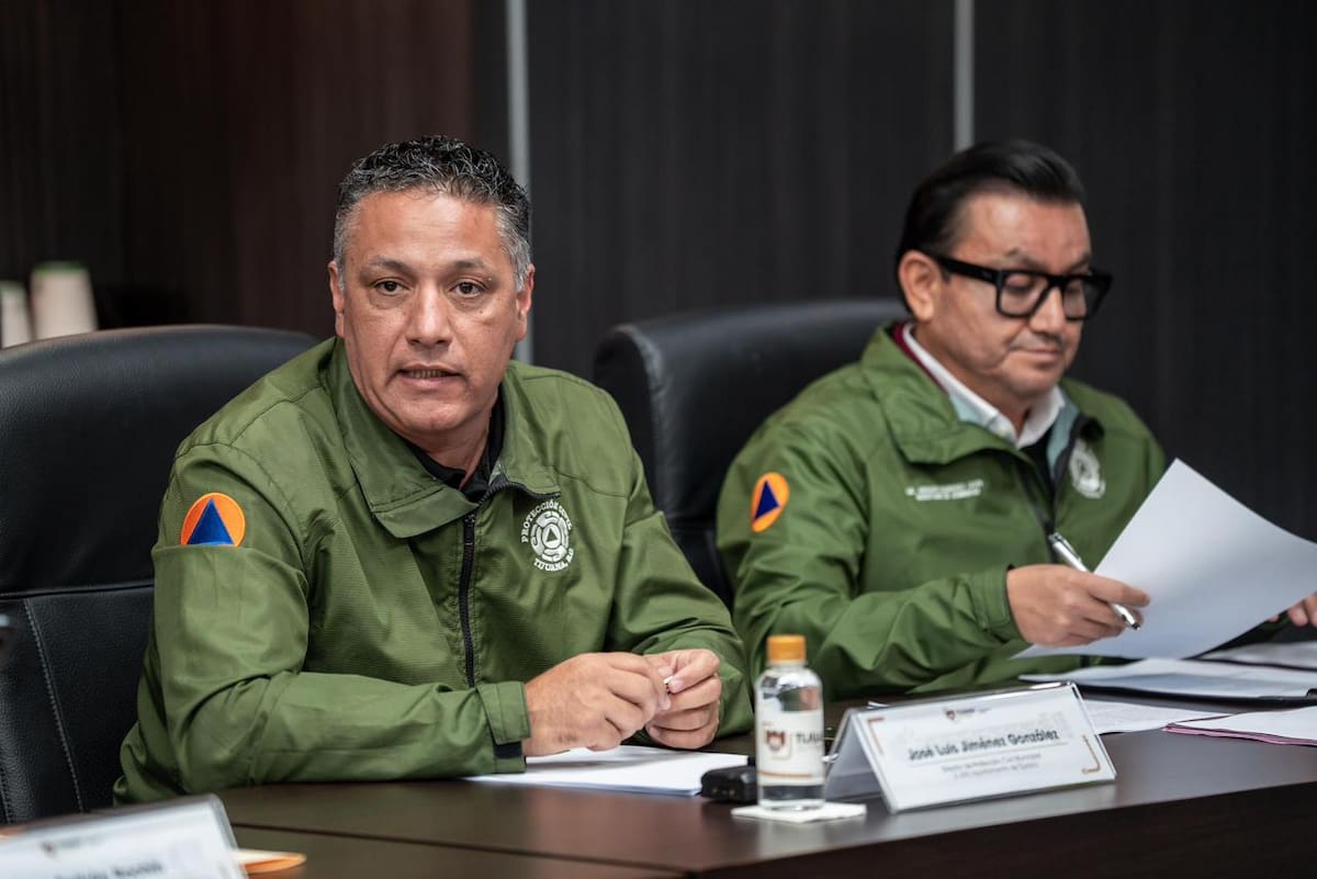 Durante la reunión se evaluó la situación de colonias con deslizamientos activos. Foto: Cortesía