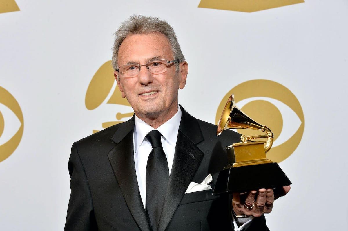 Al Schmitt. Ingeniero de sonido con 20 Grammys, colaboró con grandes artistas
