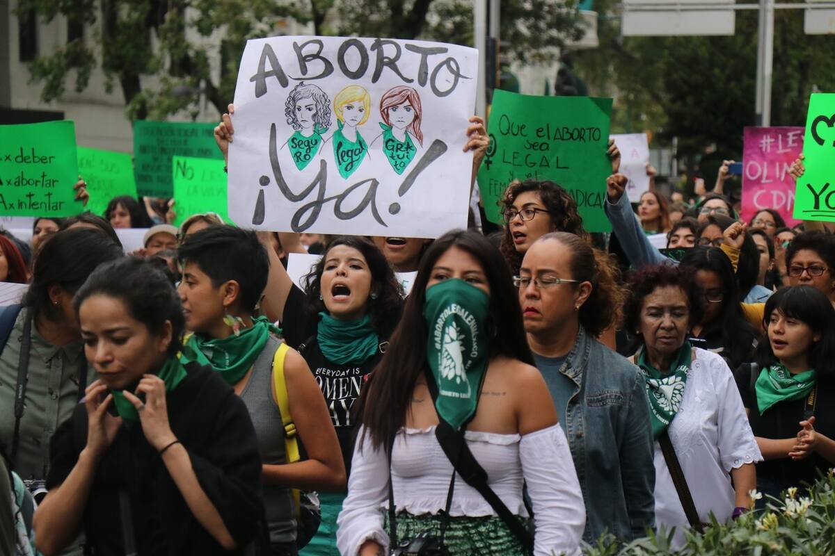 Congreso de SLP rechaza despenalizar el aborto; 'El Mijis' los llama doble moral