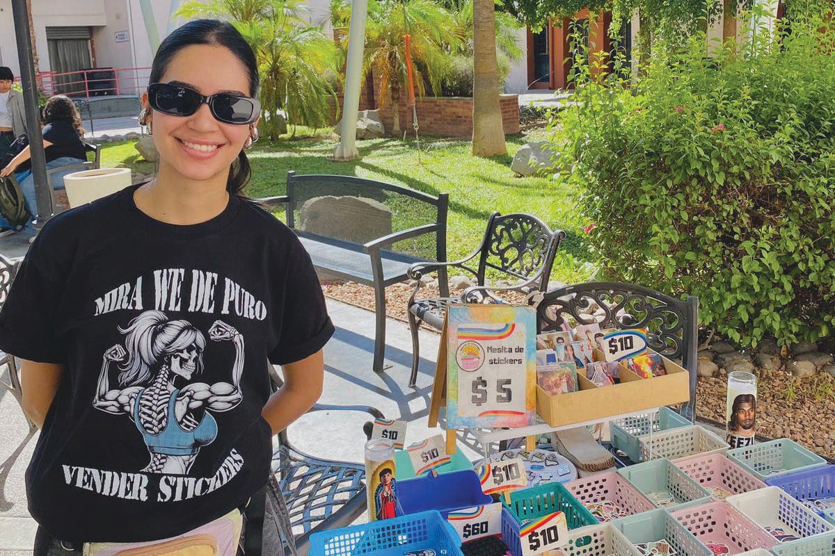 Era su hobbie y ahora es emprendimiento: Isabel Cristina vende stickers para cubrir sus gastos escolares en la Unison