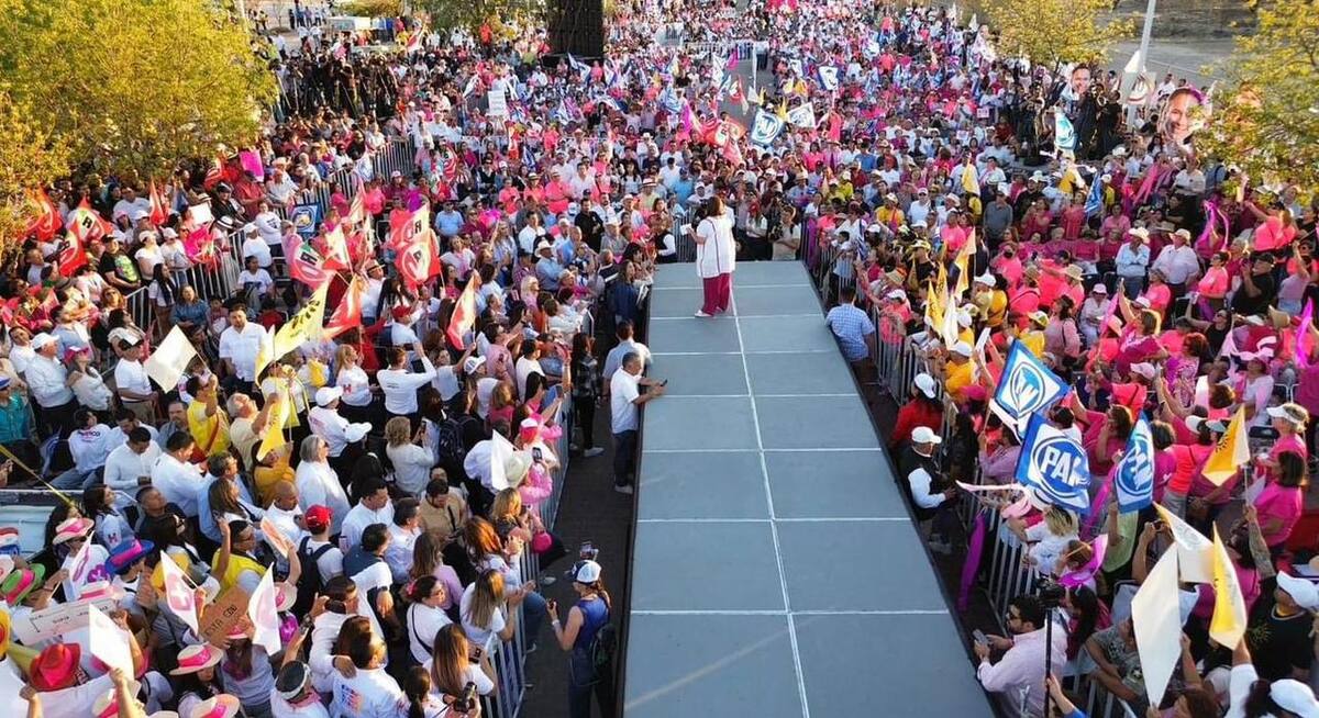 Xóchitl Gálvez, candidata a la Presidencia por la coalición “Fuerza y Corazón por México” da un mensaje a sus simpatizantes. FOTO: ESPECIAL