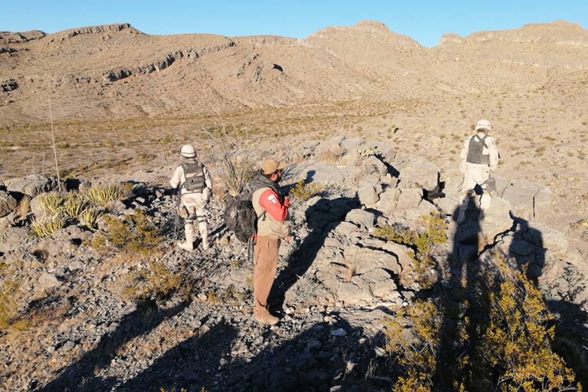 Migrantes son orillados a cruzar por el desierto debido a operativos en frontera México-EU