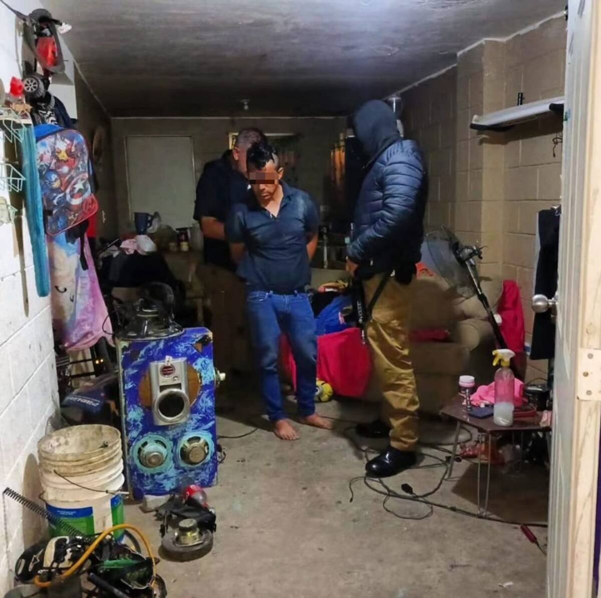 El ahora detenido mantenía a las menores cautivas en un domicilio.