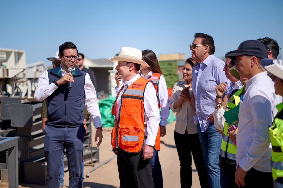 Encabeza gobernador Durazo gira por Caborca y Altar: entrega escrituras, supervisa obras y arranca nueva universidad
