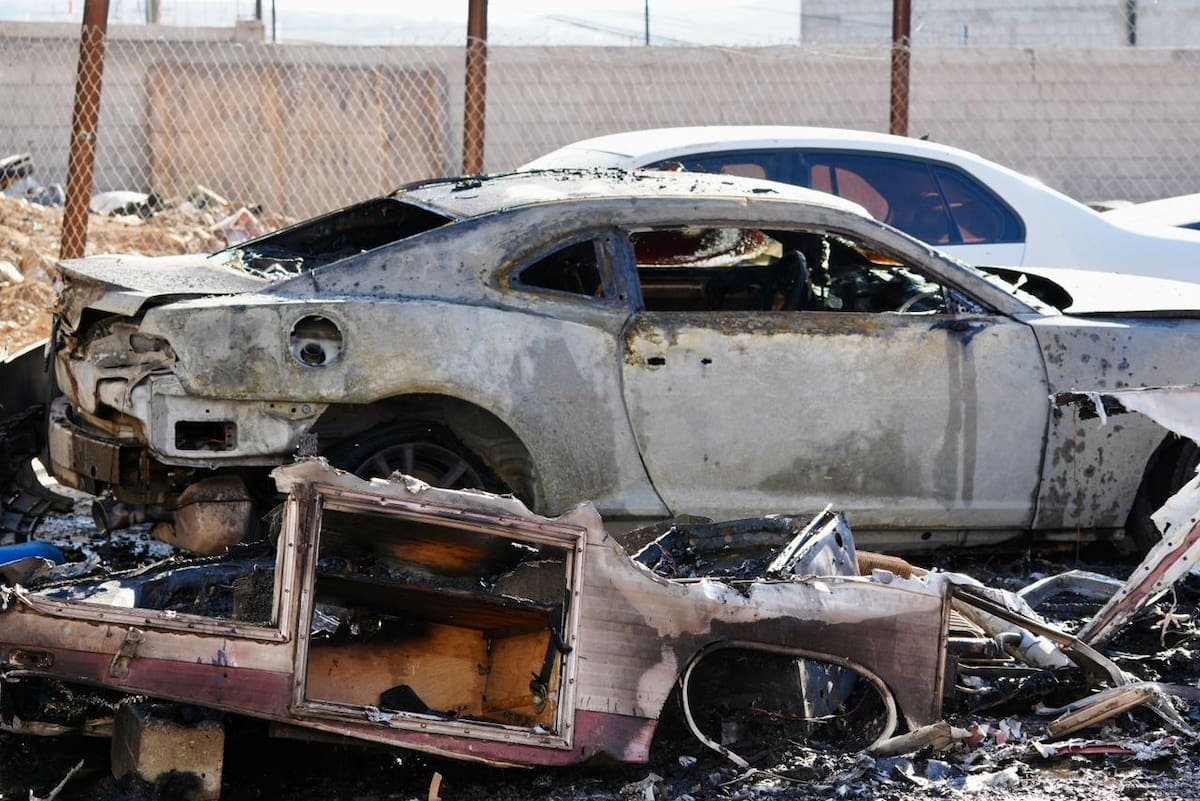 Personal de bomberos controló rápidamente la situación y no hubo heridos. Fotos: Leonardo González