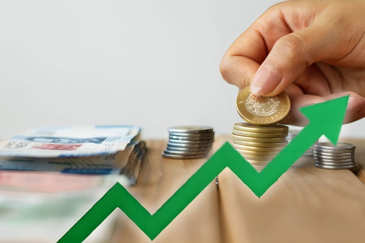 El salario real en México subió 15.1% desde 2021 por los aumentos al sueldo mínimo, pero la informalidad y los contratos con cláusulas que prohíben cambiar de trabajo frenan que la mitad del país gane más