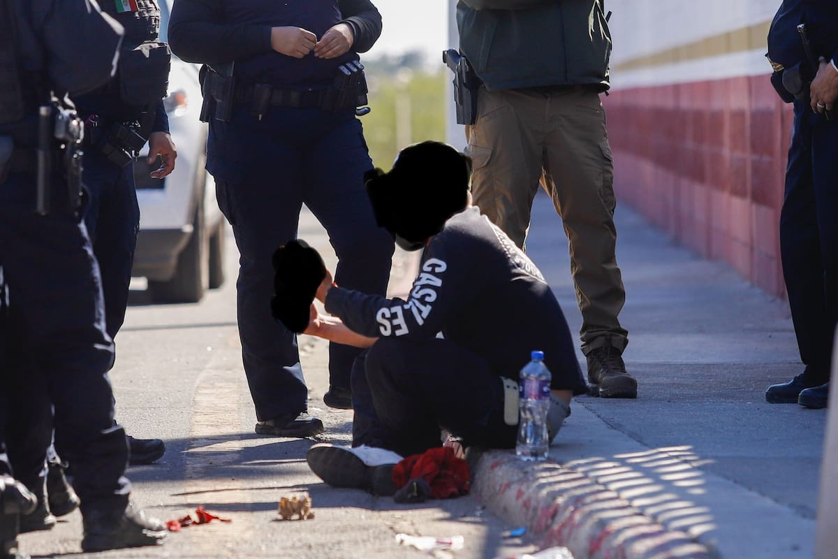 Hondureño escapa de secuestro y pide ayuda en la Garita Centro