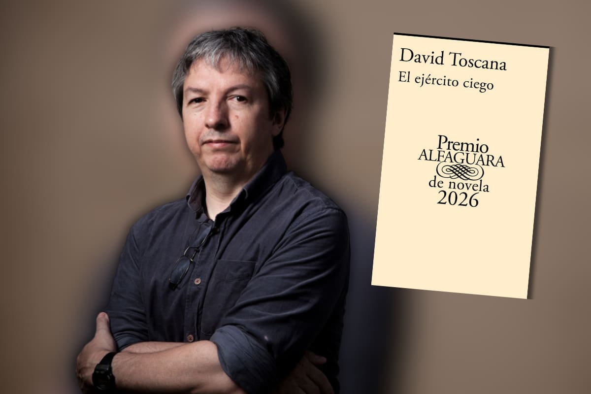El regio David Toscana gana el Premio Alfaguara 2026 con “El ejército ciego”: ¿de qué trata su libro?