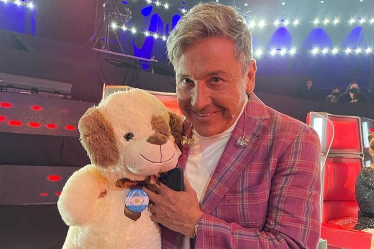 Ricardo Montaner se llevó tremendo "susto" con fanático en concierto
