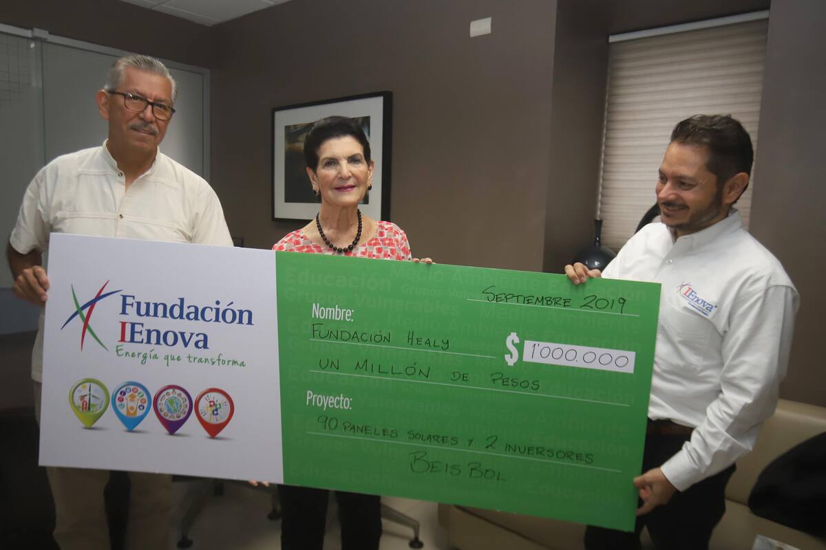 Entregan donativo a Fundación Healy