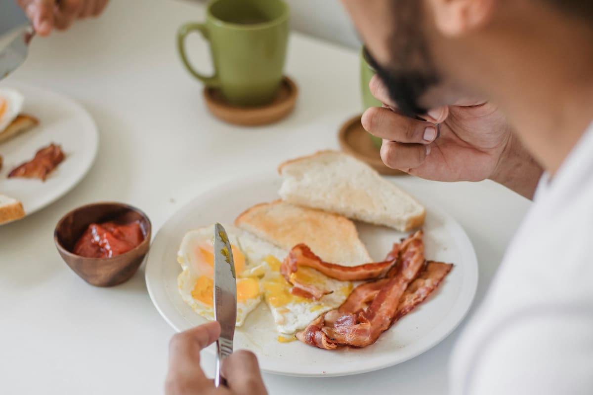 Los huevos podrían no ser los culpables del colesterol alto, según nuevo estudio