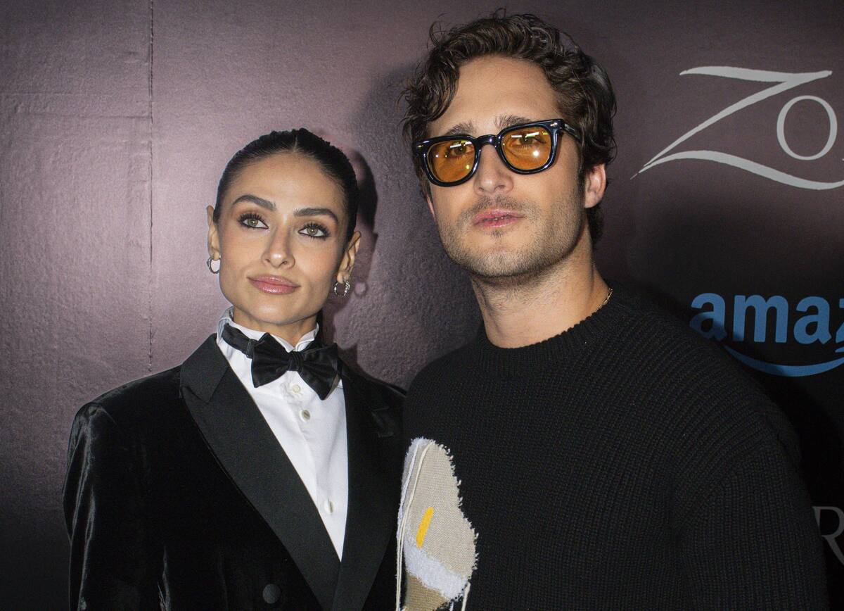 Renata Notni y Diego Boneta celebraron tres años de relación.