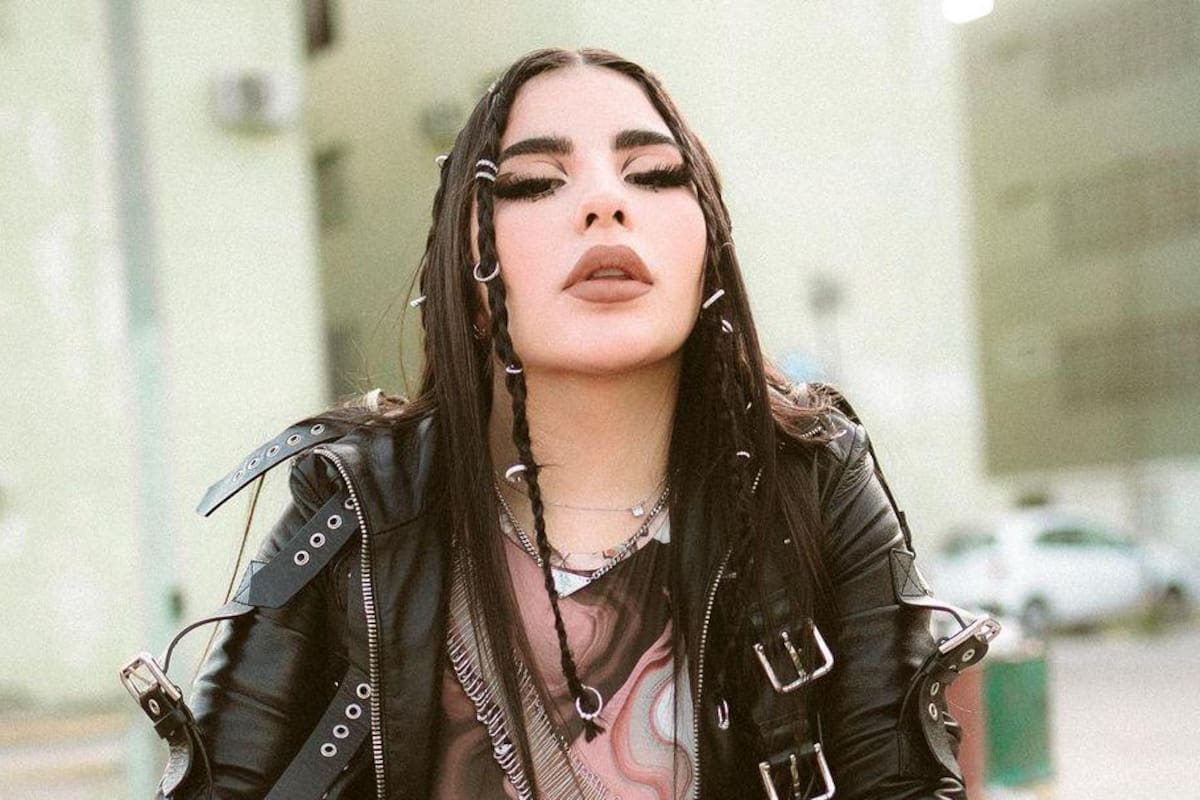 Stefanny Loaiza abre canal de Youtube y en menos de un día llega a los 41 mil suscriptores