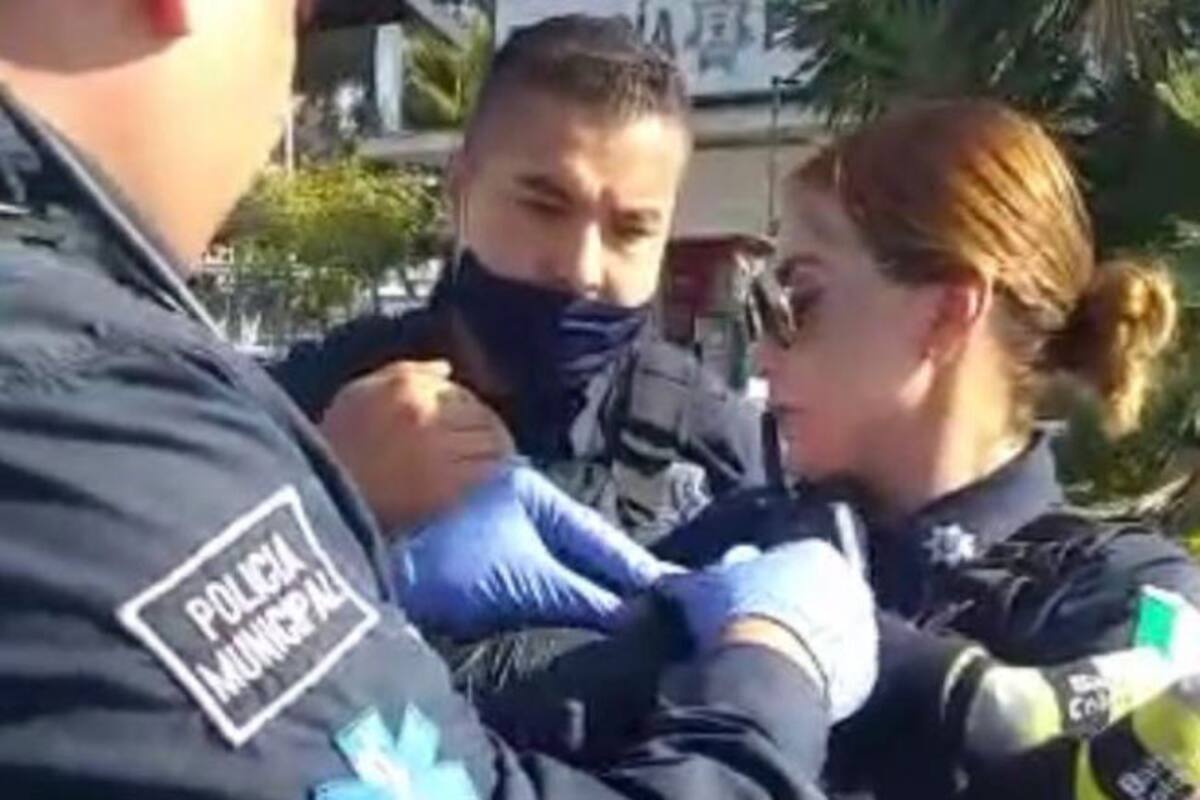 Auxilian policías a bebé que presentaba insuficiencia respiratoria