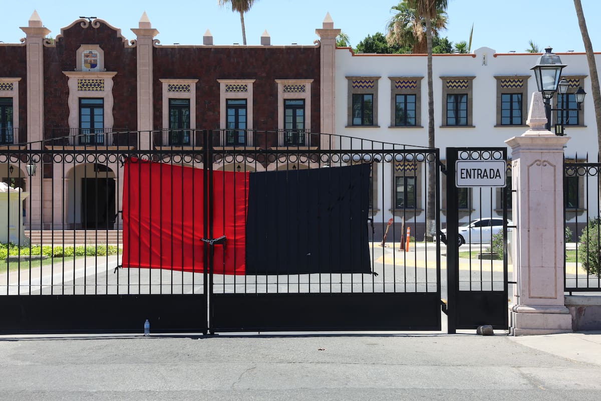 Huelga en la Unison continúa pese a fallo judicial contra el emplazamiento; STEUS analiza propuesta económica del Gobierno estatal