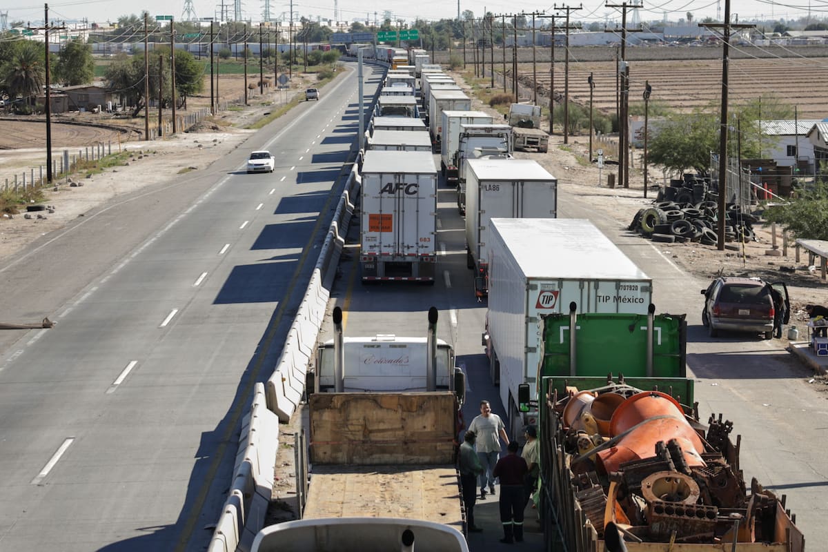 Buscan transportistas recuperarse tras fin de bloqueo