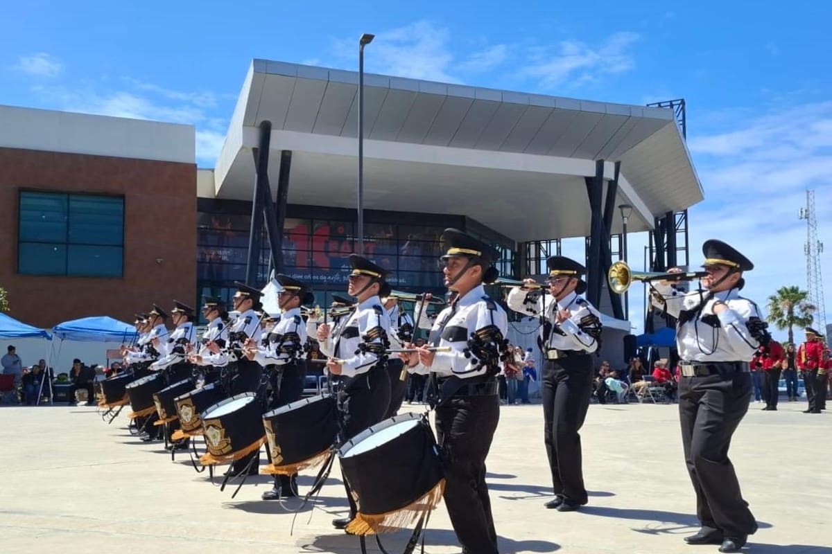 A ritmo de tambor: Mexicali se corona en el Concurso Estatal de Bandas de Guerra