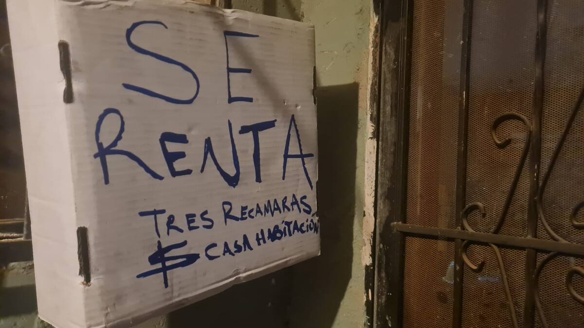 Una casa en la colonia Héroes, al Noreste de la ciudad, de tres recámaras, aun y cuando tiene casi 40 años de antigüedad se renta en 7 mil 500 pesos. FOTO: MARCO MANRÍQUEZ