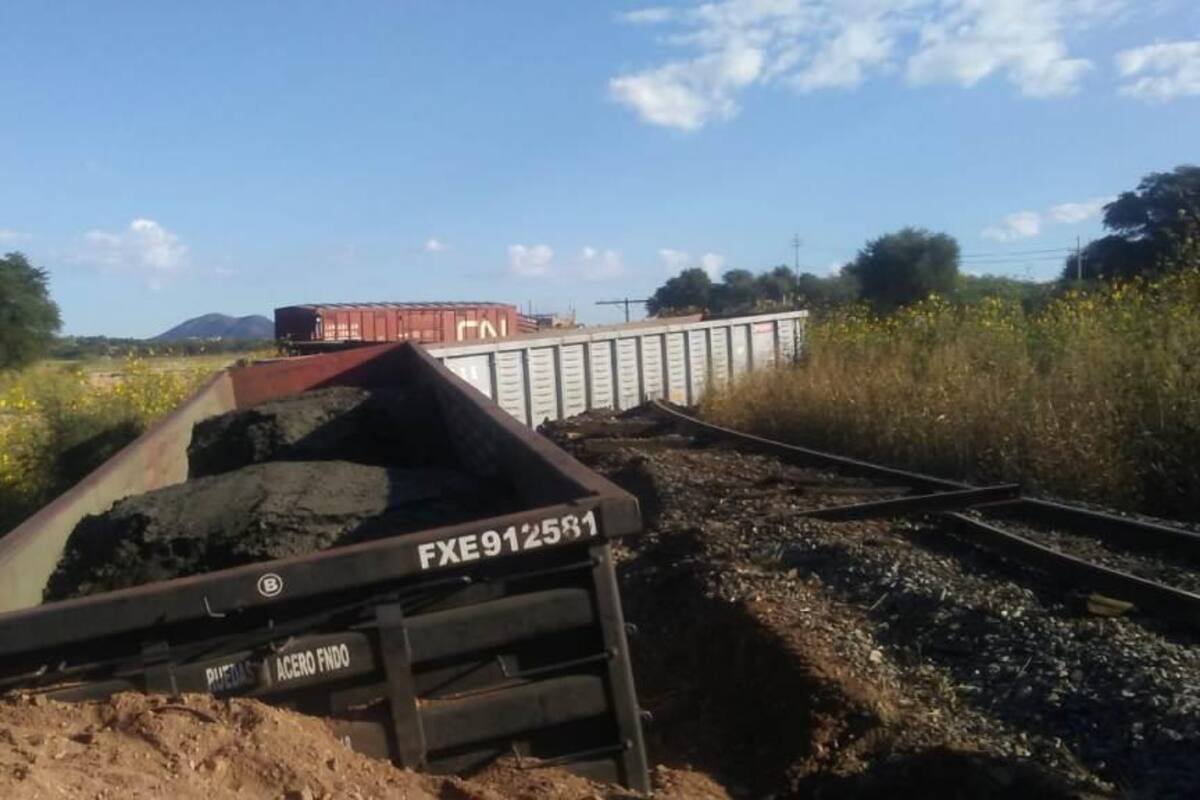 Descarrilan furgones del tren cerca de la ciudad de Nogales