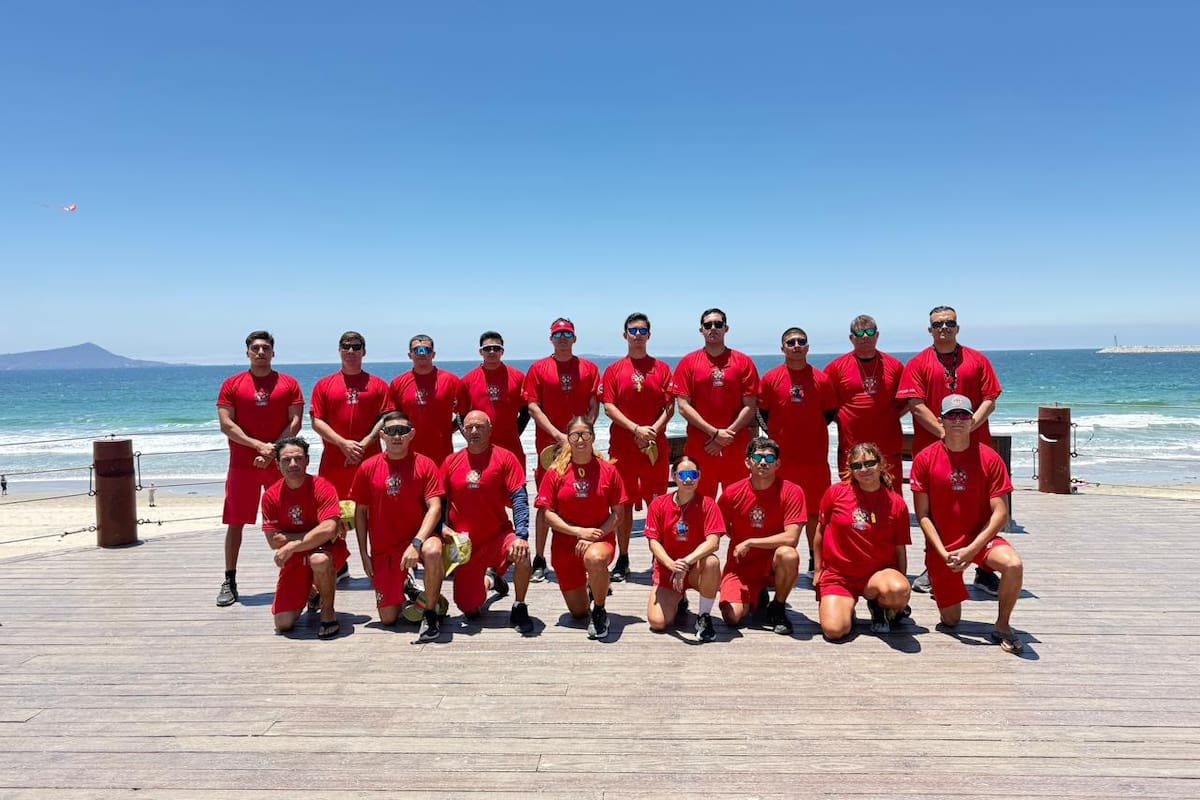 Refuerzan operativo en playas de Ensenada por alta afluencia de visitantes