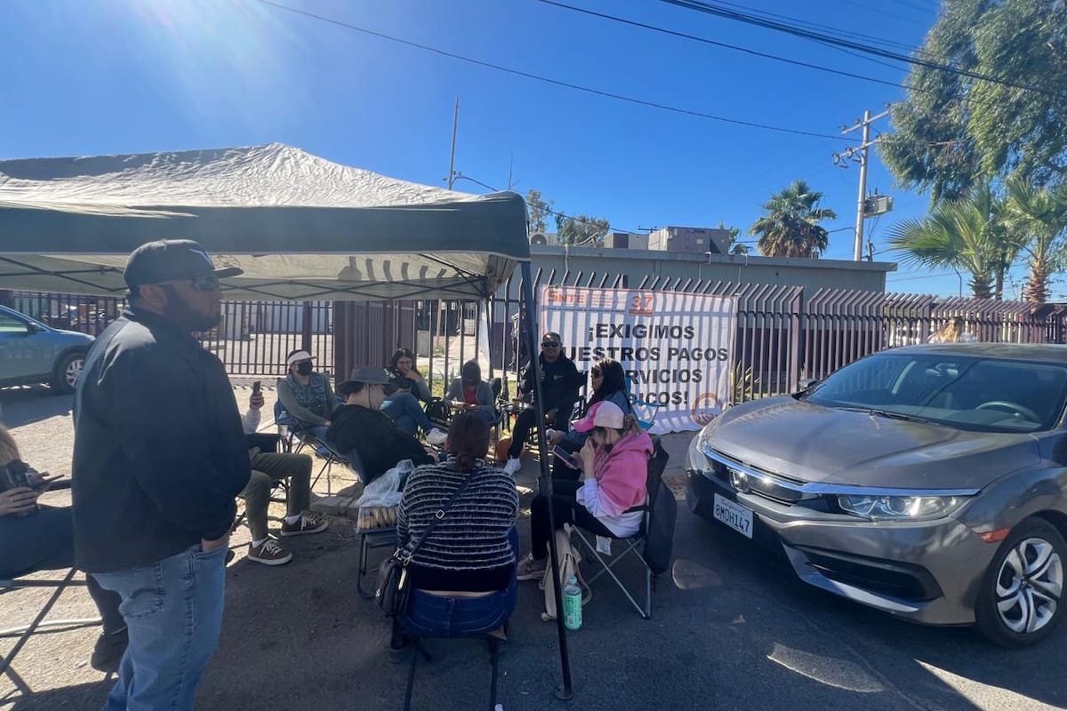 Esperan docentes se cumpla pago de interinos próximo viernes