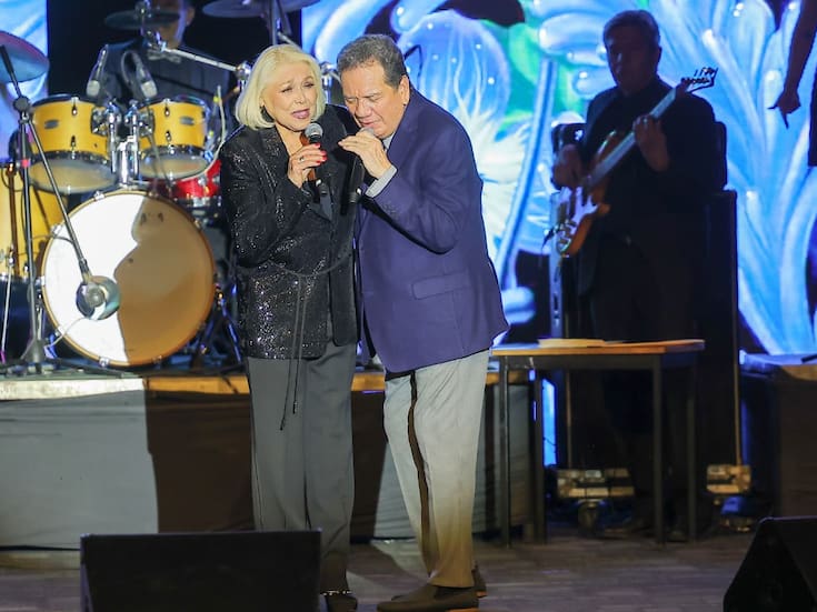 Jorge “Coque” Muñiz y Estela Núñez llenan de romanticismo Hermosillo