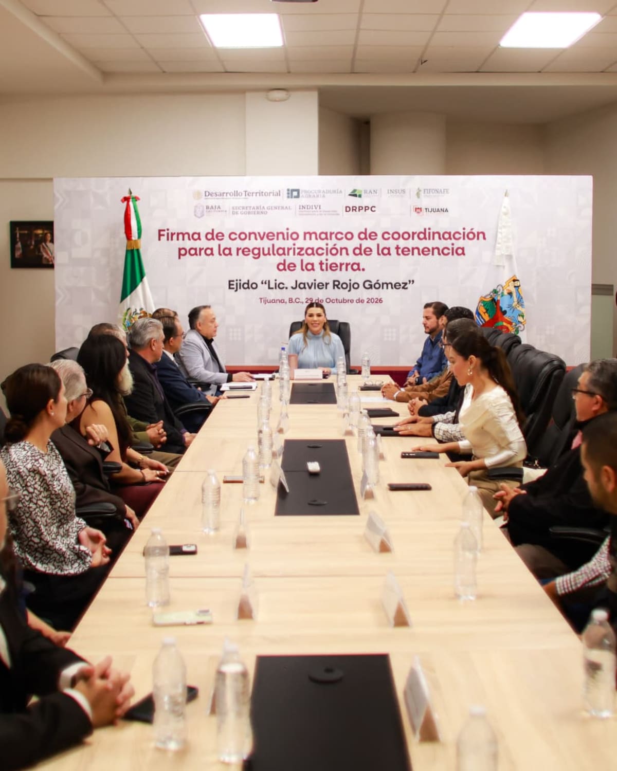 Autoridades firmaron un convenio para avanzar en la regularización de terrenos del Ejido Rojo Gómez y colonias aledañas. Foto: Cortesía