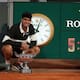 ¿Por qué Carlos Alcaraz podría no jugar Roland Garros este año?