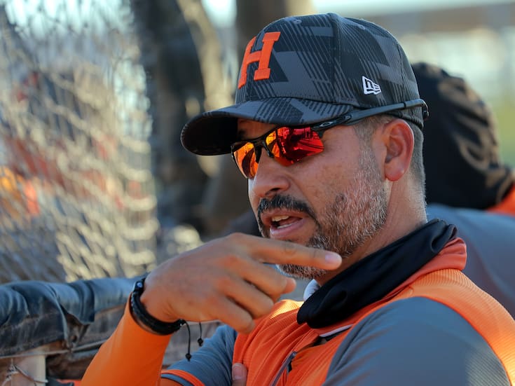 Juan Gabriel Castro deja de ser manager de Naranjeros
