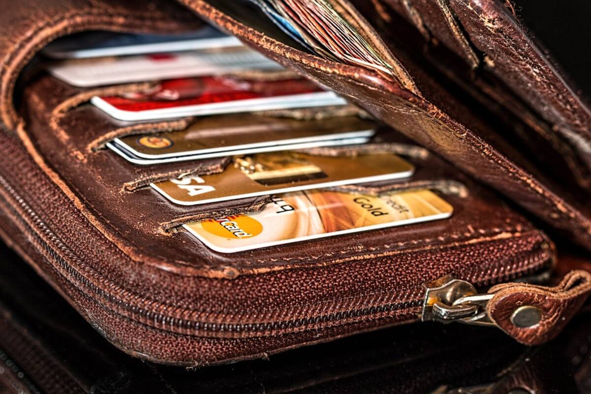 Un par de sujetos se hacen pasar por empleados de banco se llevan tremenda lección