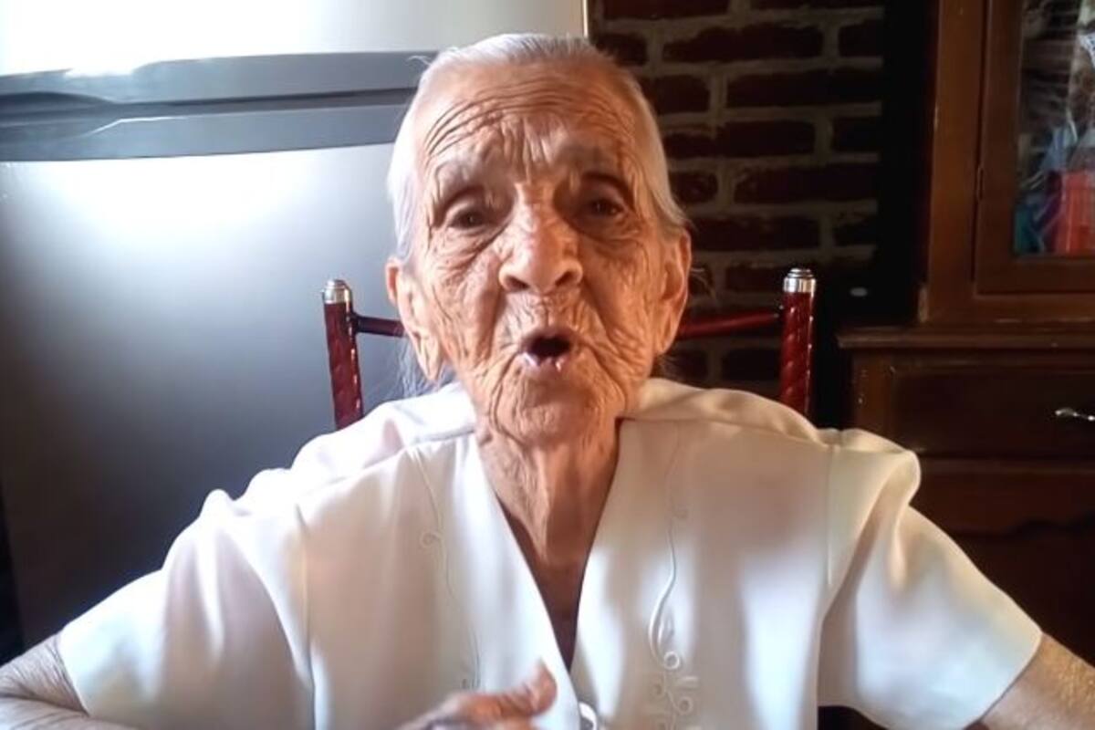Ninfa pide vean sus "videorecetas" para subsistir a sus 87 años