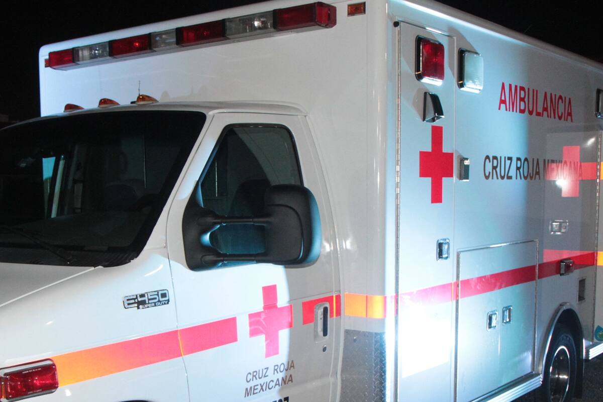 Hombre resulta herido tras recibir disparos de sujetos que intentaron robarse su auto