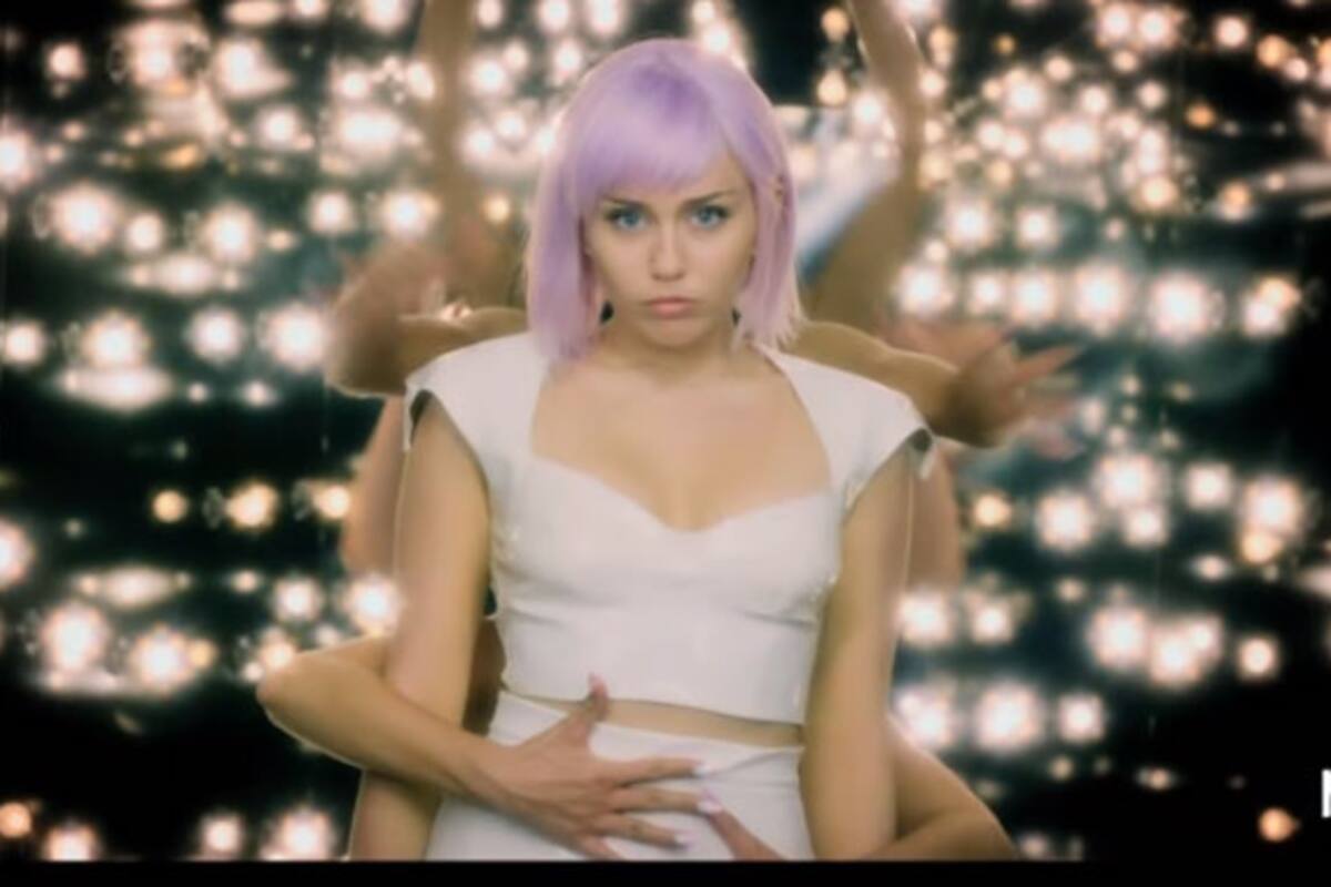 Netflix lanza tráiler de ‘Black Mirror’; aparecerá Miles Cyrus