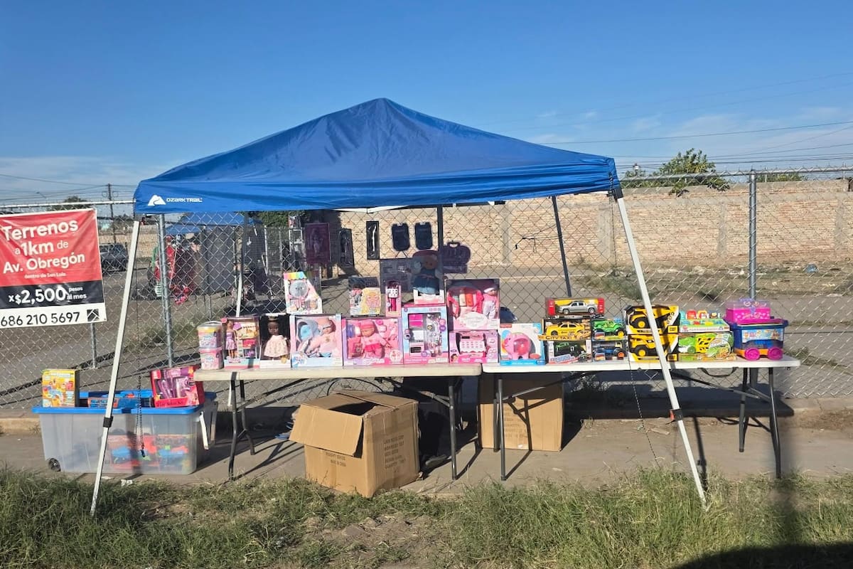 Venta de juguetes reactiva la economía en SLRC previo a Navidad