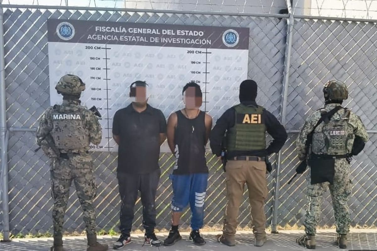 Detienen a dos personas y aseguran 20 envoltorios de droga durante un cateo en Playas de Rosarito