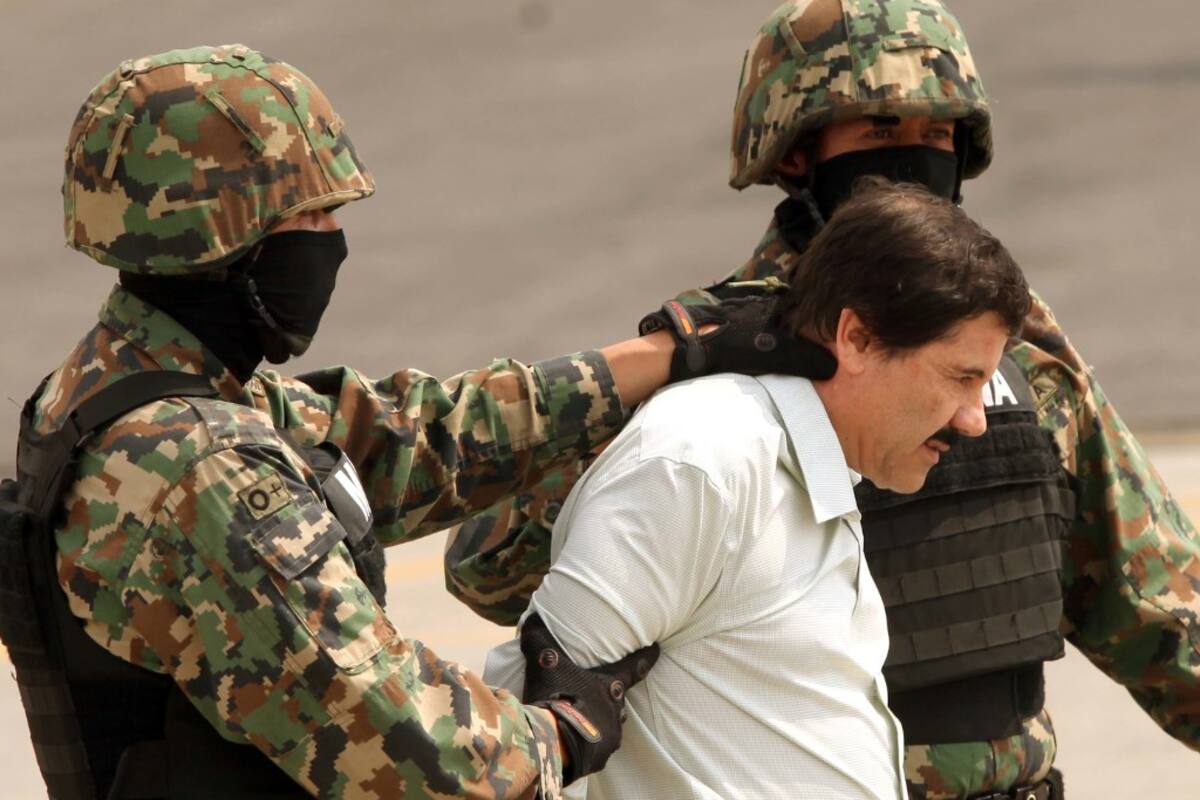 Van a subasta 4 casas ligadas a "El Chapo" Guzmán
