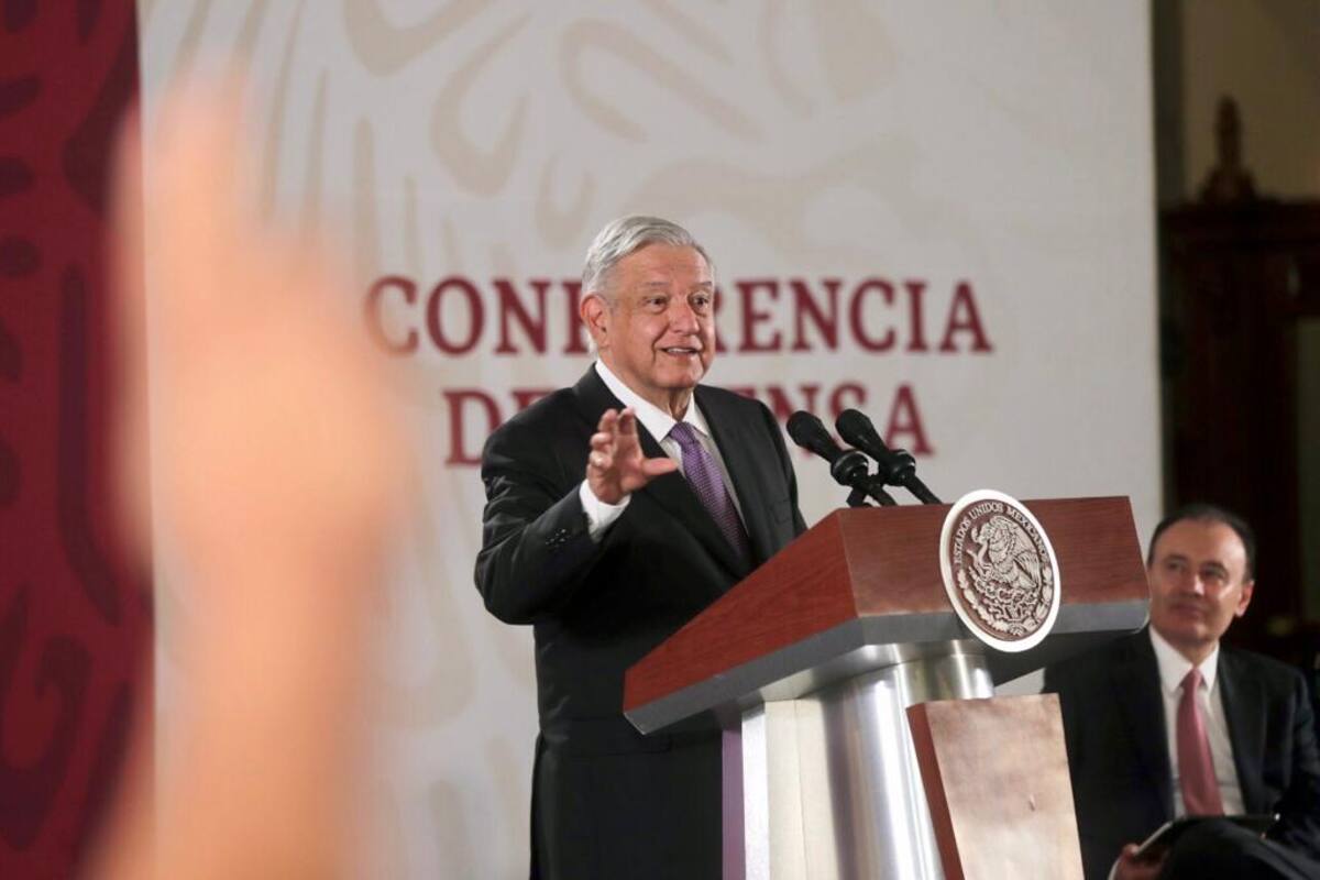 AMLO responde a general Gaytán; descarta "intentos de conspiración" entre militares