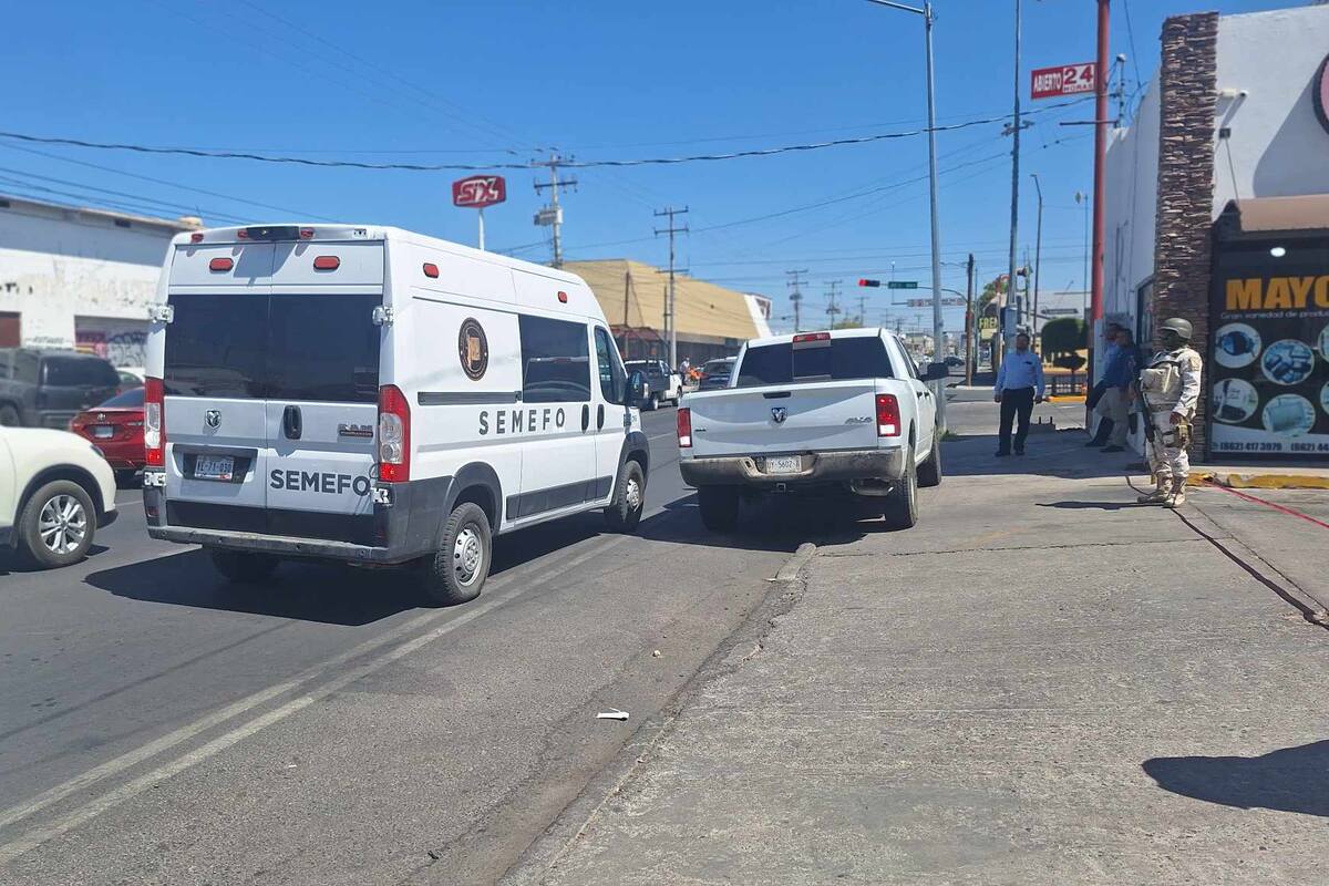 Muere una persona en estacionamiento de calle Reforma tras reporte de disparos