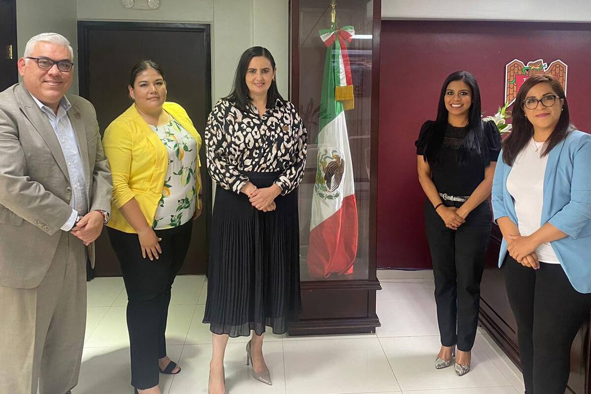 Sostiene Montserrat Caballero primera reunión de transición en Ayuntamiento de Tijuana
