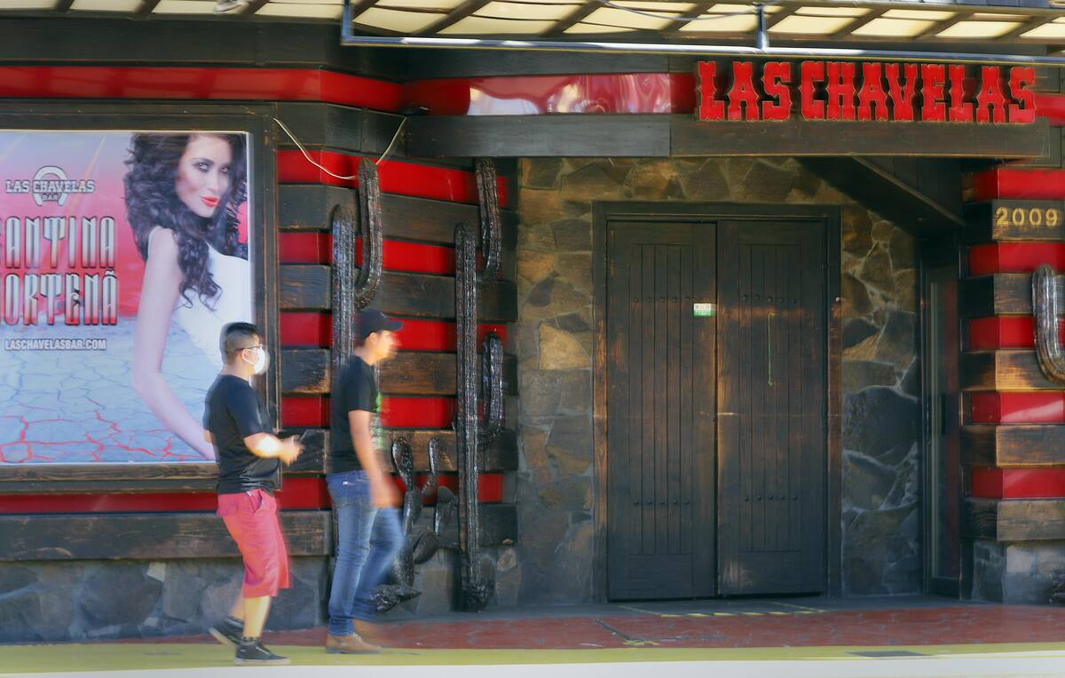 Con la nueva normalidad por el Covid-19, el gobierno del estado a dado luz verde para su reapertura en bares dentro de hoteles y restaurantes con permisos de alcohol, en el caso de bares, antros y table dance seguirán cerrados.