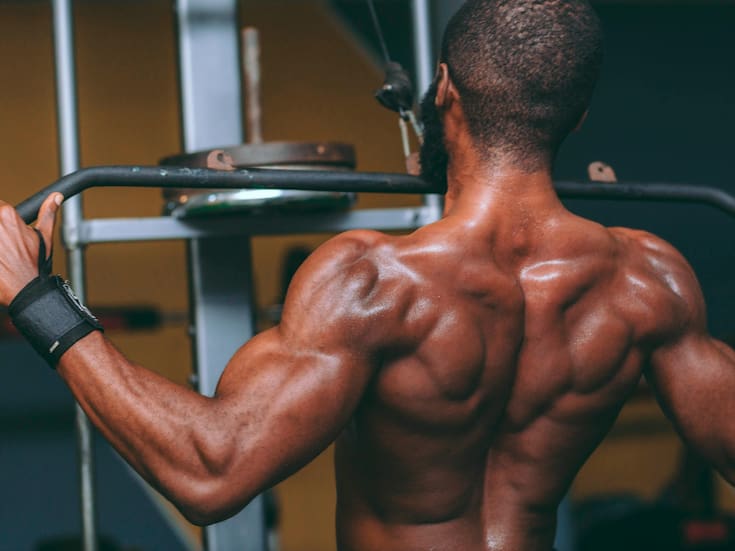 Tus uñas después de entrenar en el gimnasio están 10 veces más sucias que un asiento de inodoro: 5 errores que debes evitar