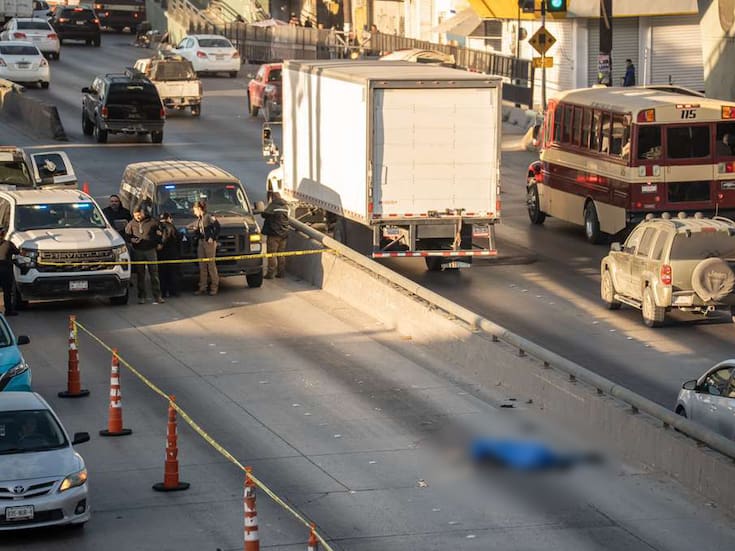 Atropellan a sujeto tras no usar puente peatonal en la 5 y 10