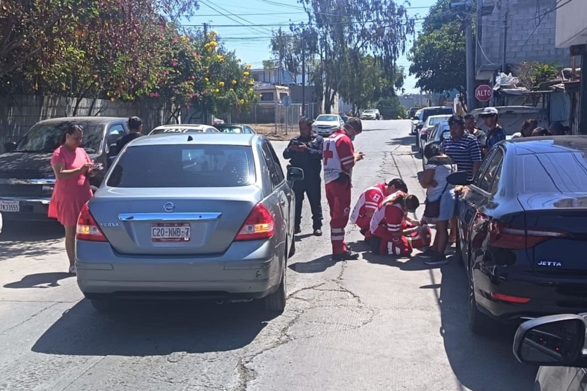 Niña de 5 años es atropellada en Rosarito; resulta con lesiones menores