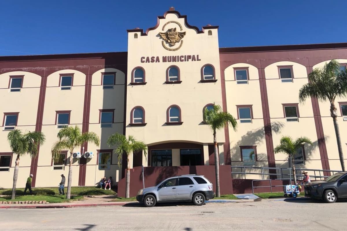 Continúan cambios en el gabinete de Rosarito