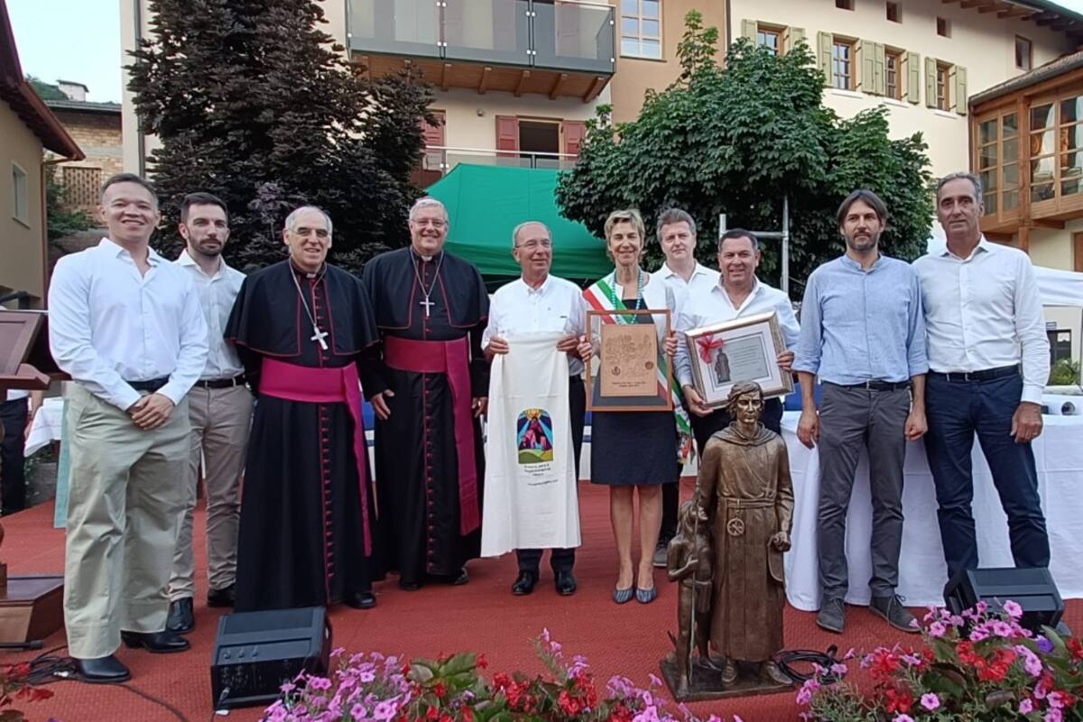Celebran natalicio del Padre Kino con firma de hermanamiento entre Magdalena de Kino y Predaia, en Italia