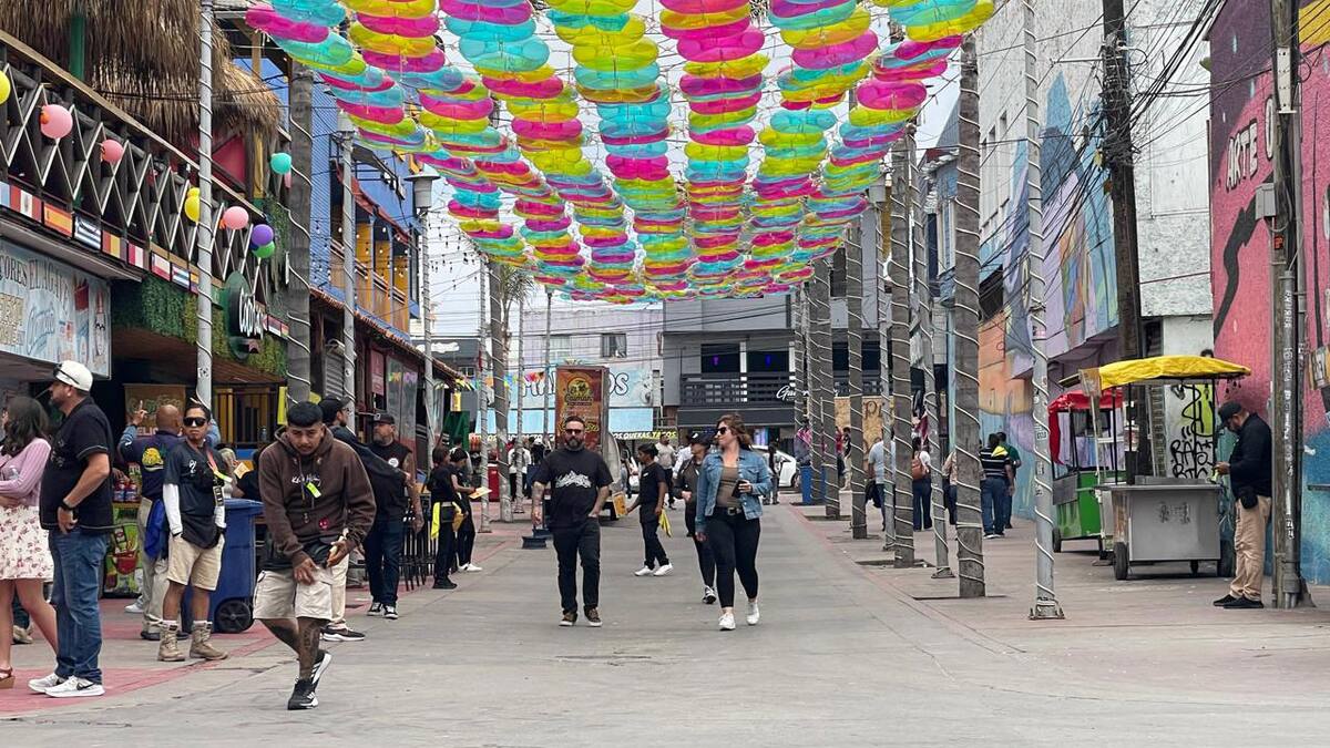 El gasto con tarjetas de turistas extranjeros aumentó 5% en el verano, según datos de Visa y Sectur