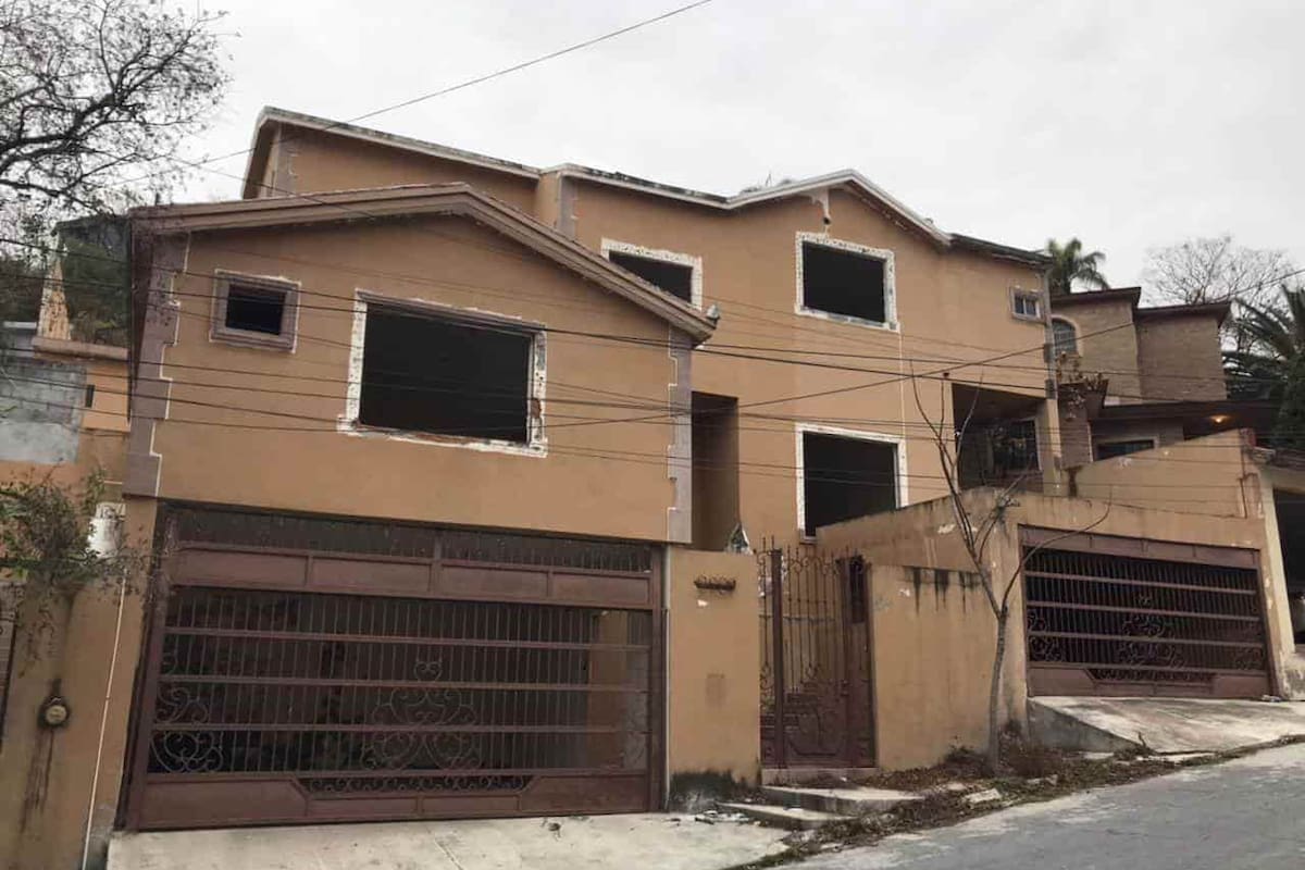 Asesino de Cumbres: Demuelen casa donde Diego Santoy asesinó a niños Peña Coss